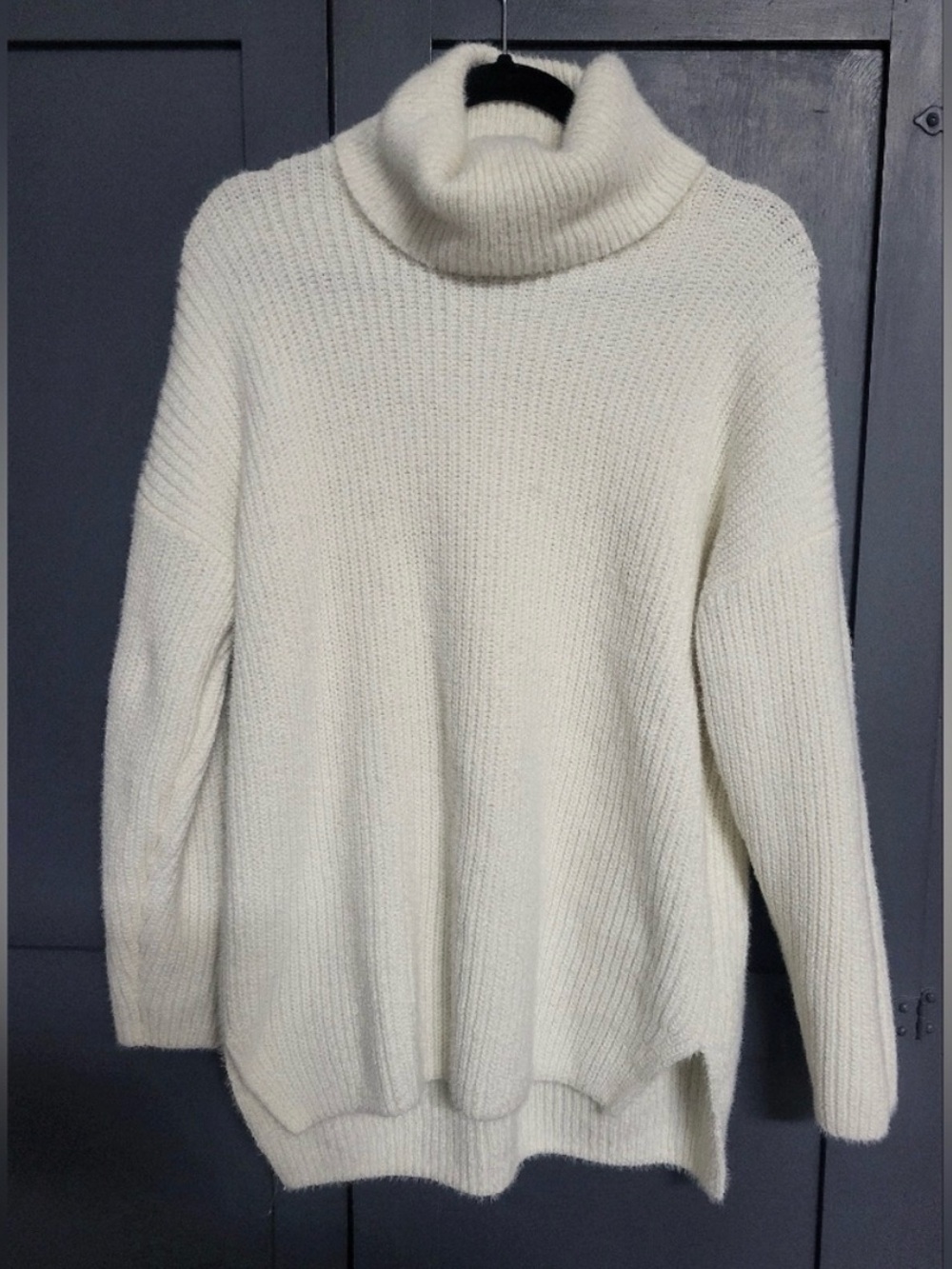 Abercrombie & Fitch-Womens, Oversized, Soft AF, Ivory,Turtleneck Sweater,Size M